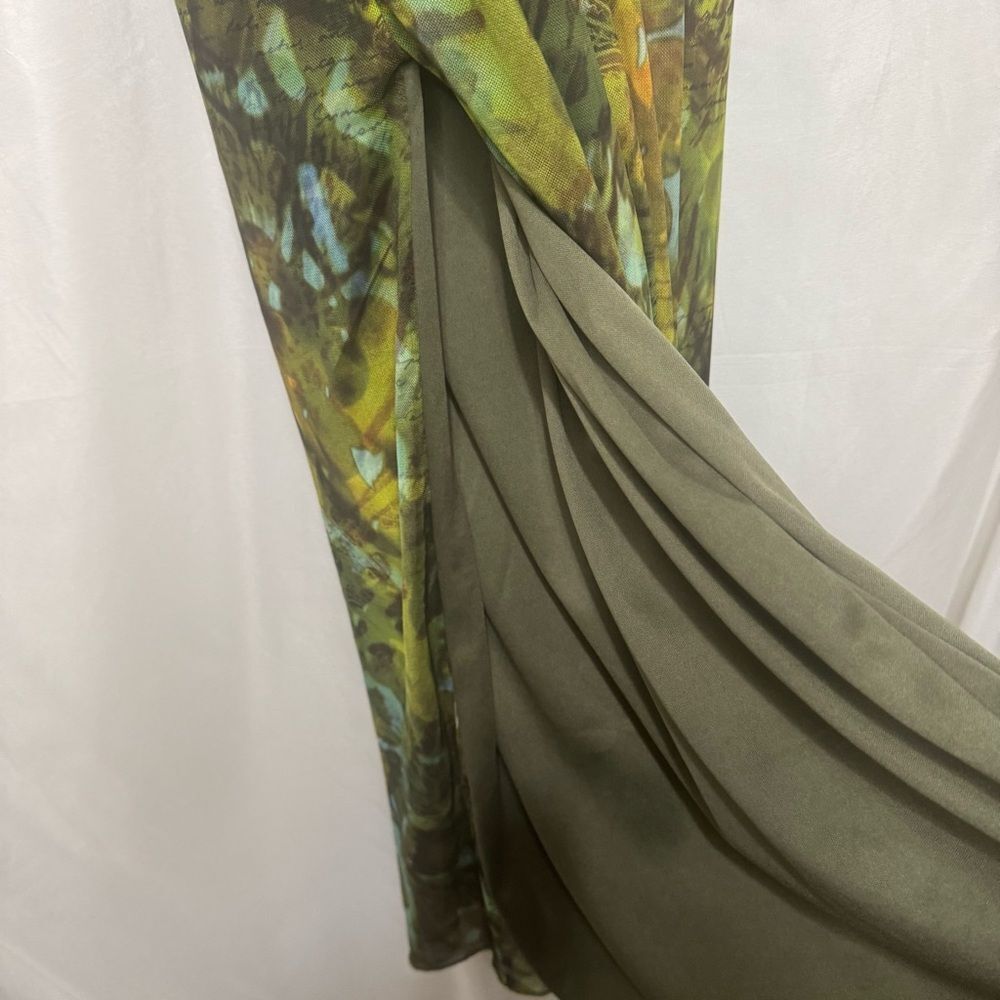 Boohoo Script Print Mesh Racer Neck Maxi Dress - Picture 10 of 10